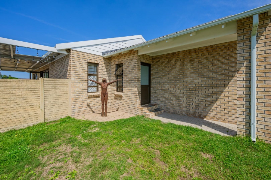 2 Bedroom Property for Sale in Sherwood Eastern Cape